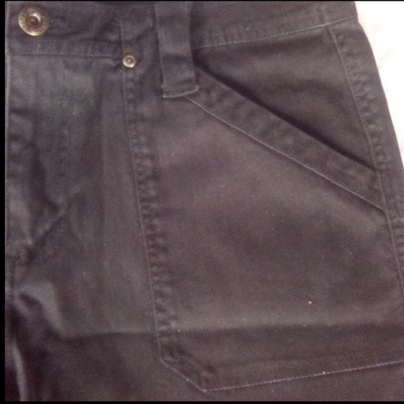 Shorts - Picture 8 of 16